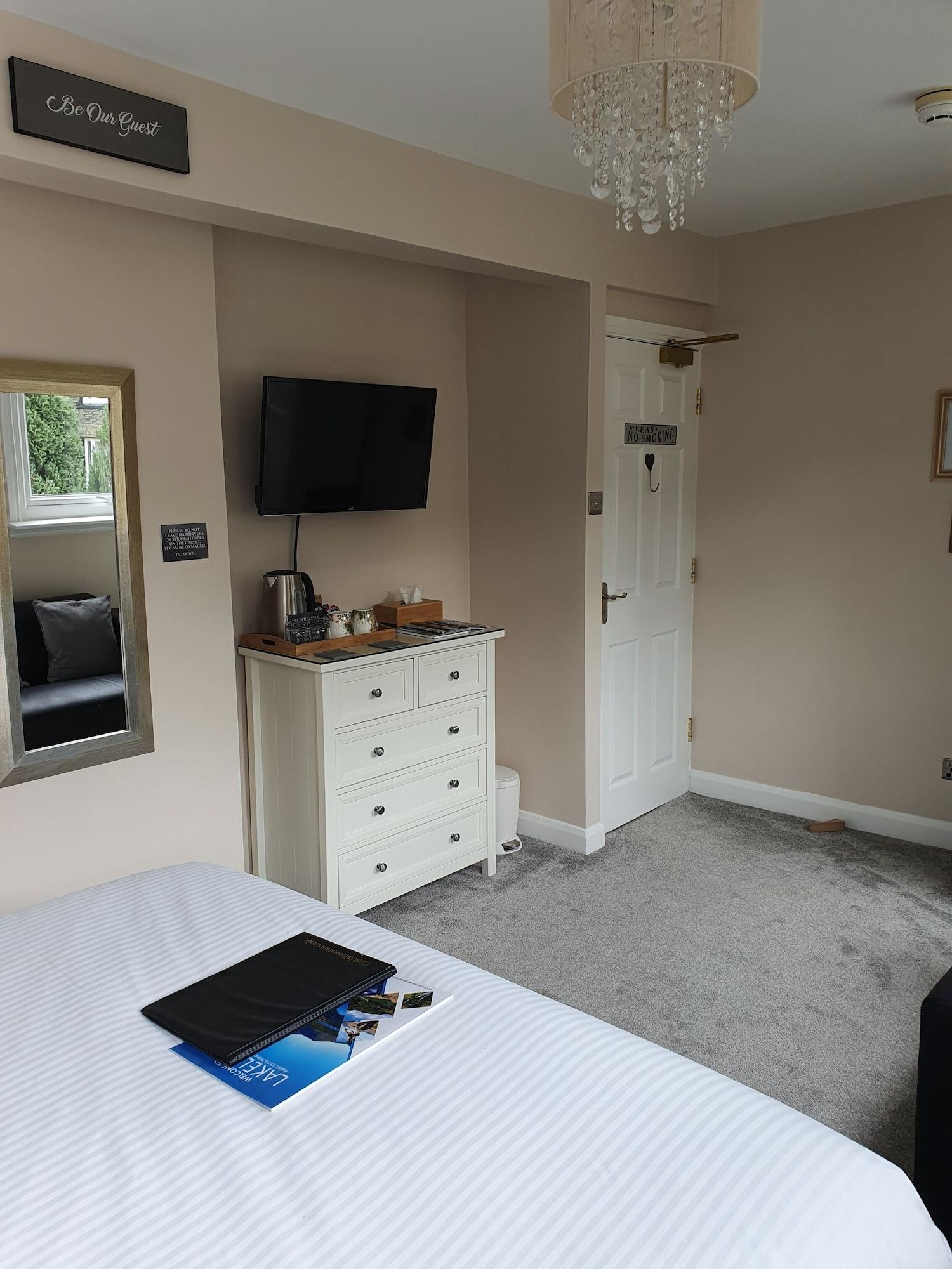 Hotel Number 80 à Bowness-on-Windermere Extérieur photo