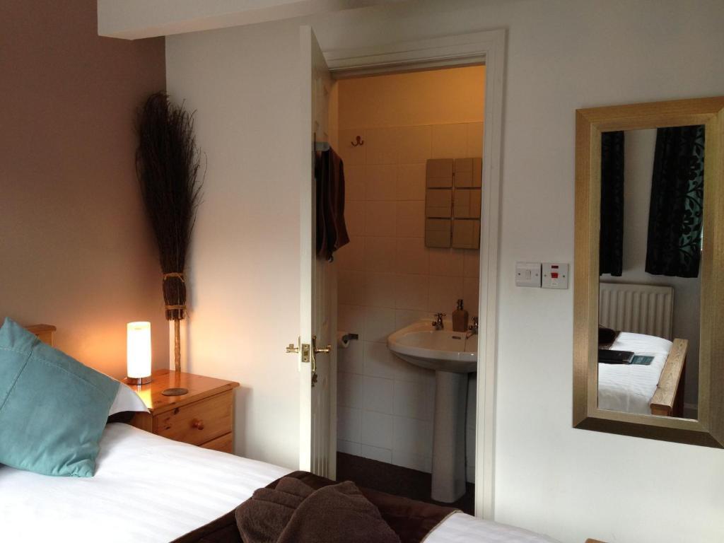 Hotel Number 80 à Bowness-on-Windermere Extérieur photo